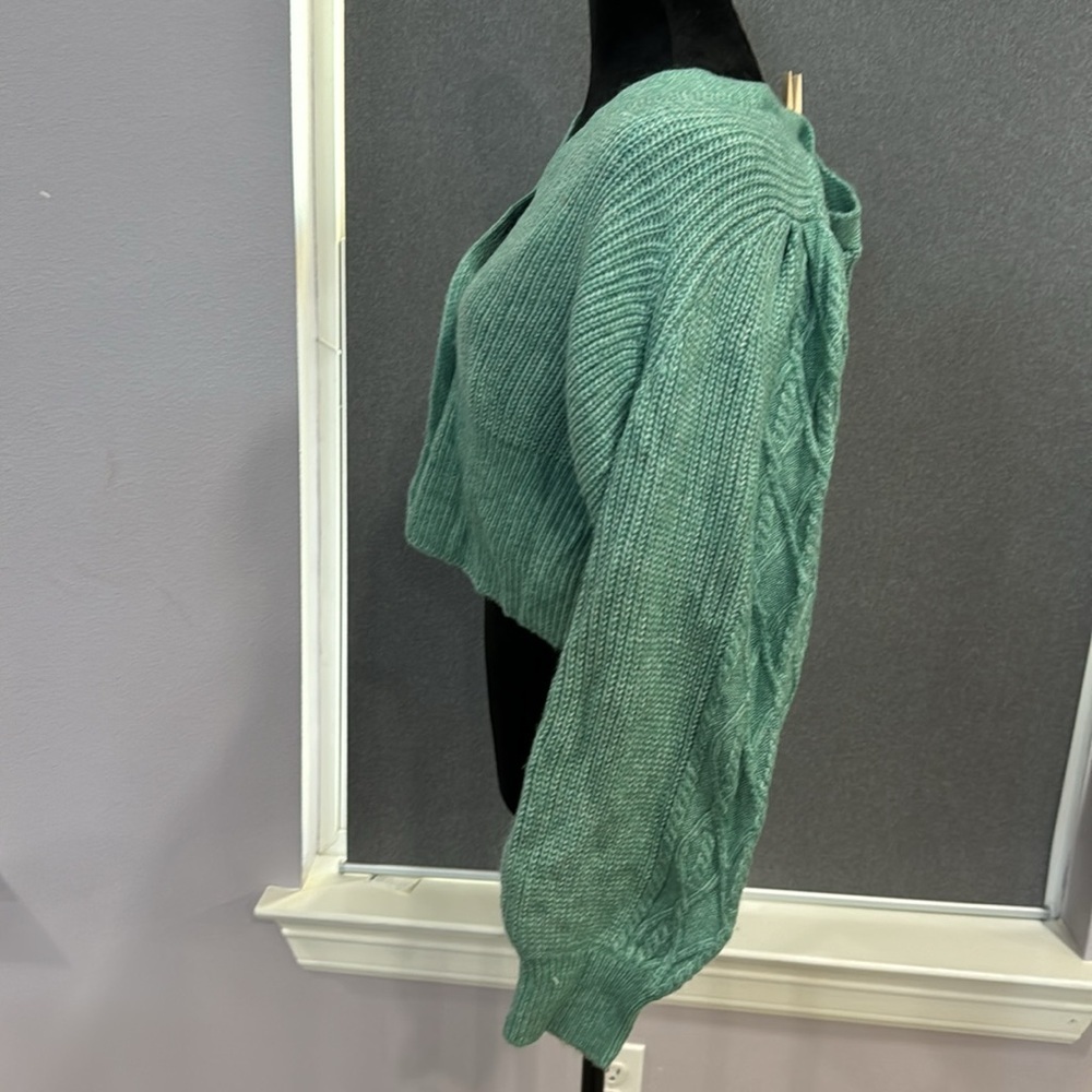 Knit buttoned down sweater - Picture 4 of 5